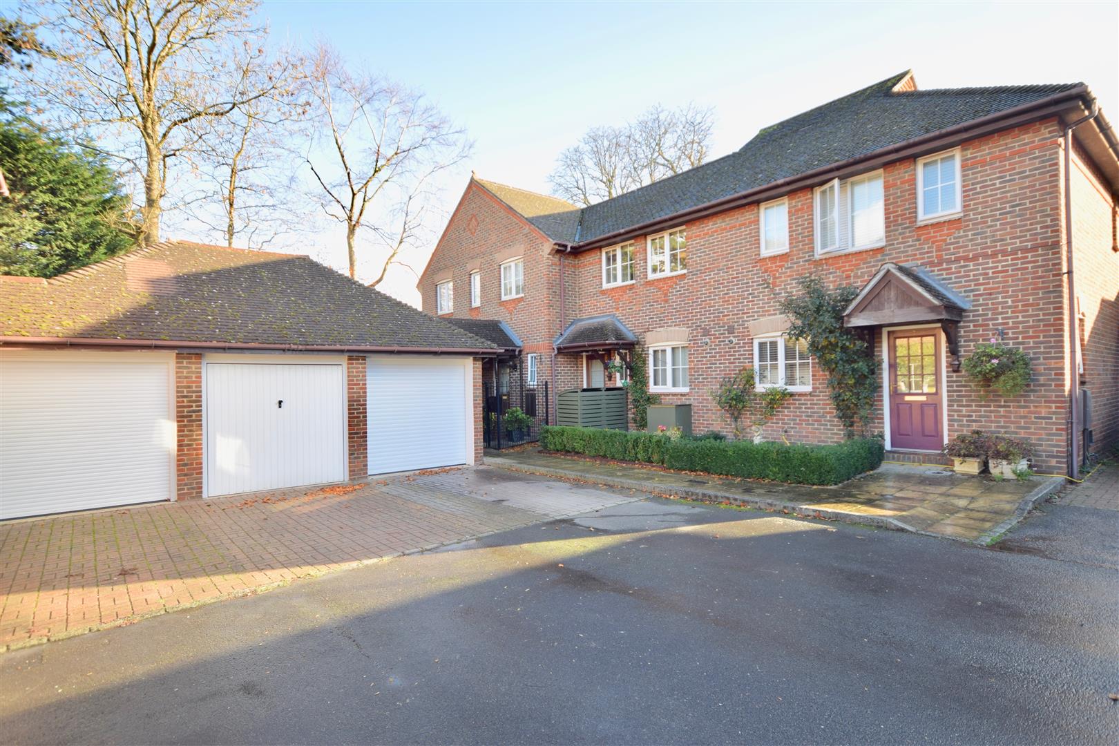Houses for Sale in Ashtead Cairds Estate Agents